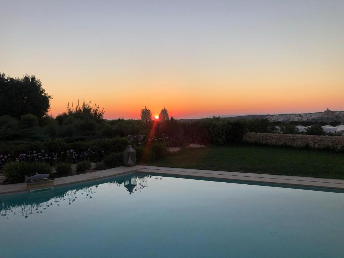 Sunset Oasis Villa L-Imgarr Eksteriør billede