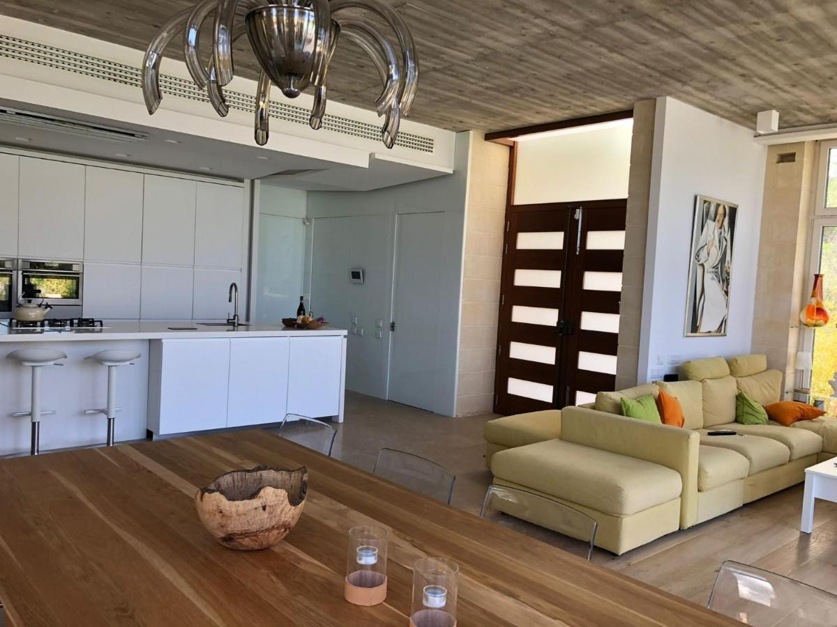 Sunset Oasis Villa L-Imgarr Eksteriør billede